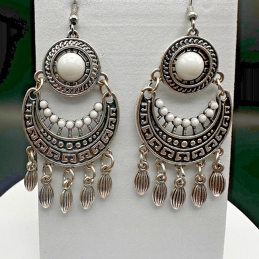 Vintage 90s Boho Dangle Earrings Silver-Tone White Beaded Ethnic Grecian Style